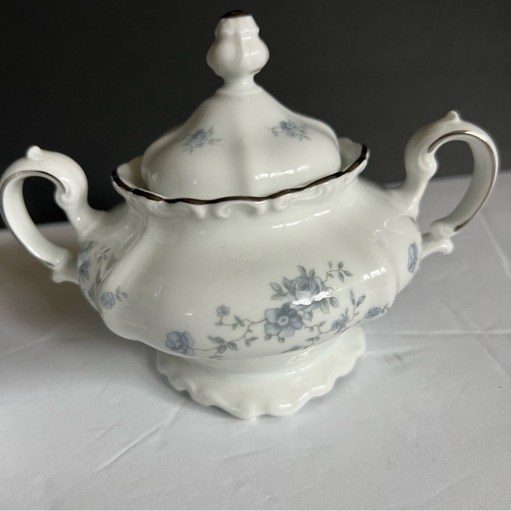 Johann Havilland Blue Garland Creamer and Sugar Bowl Set Bavaria Germany - Picture 3 of 14